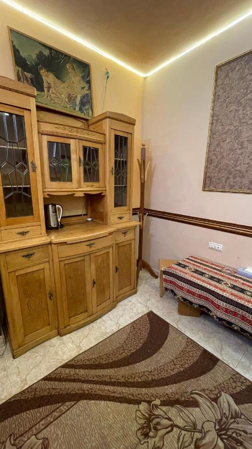 Citrus Guest House Ереван Экстерьер фото