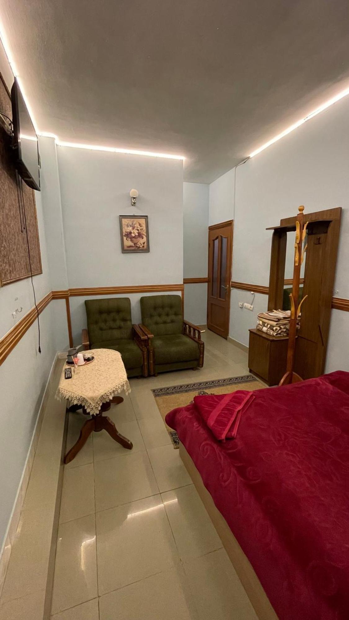 Citrus Guest House Ереван Экстерьер фото