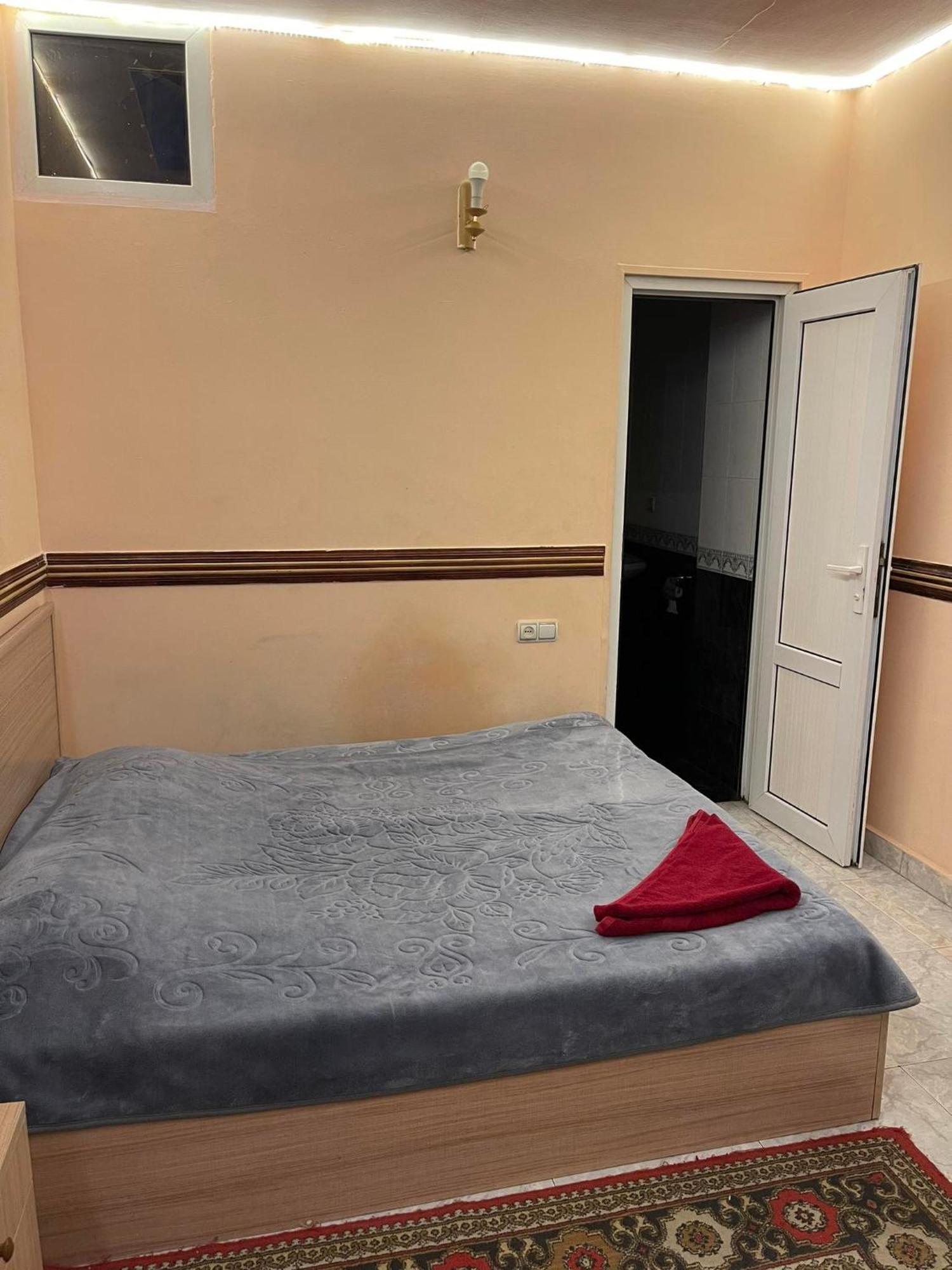 Citrus Guest House Ереван Экстерьер фото
